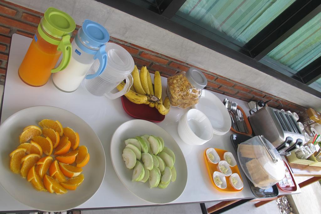 Sweet Dreams Hotel Phetchaburi Ngoại thất bức ảnh