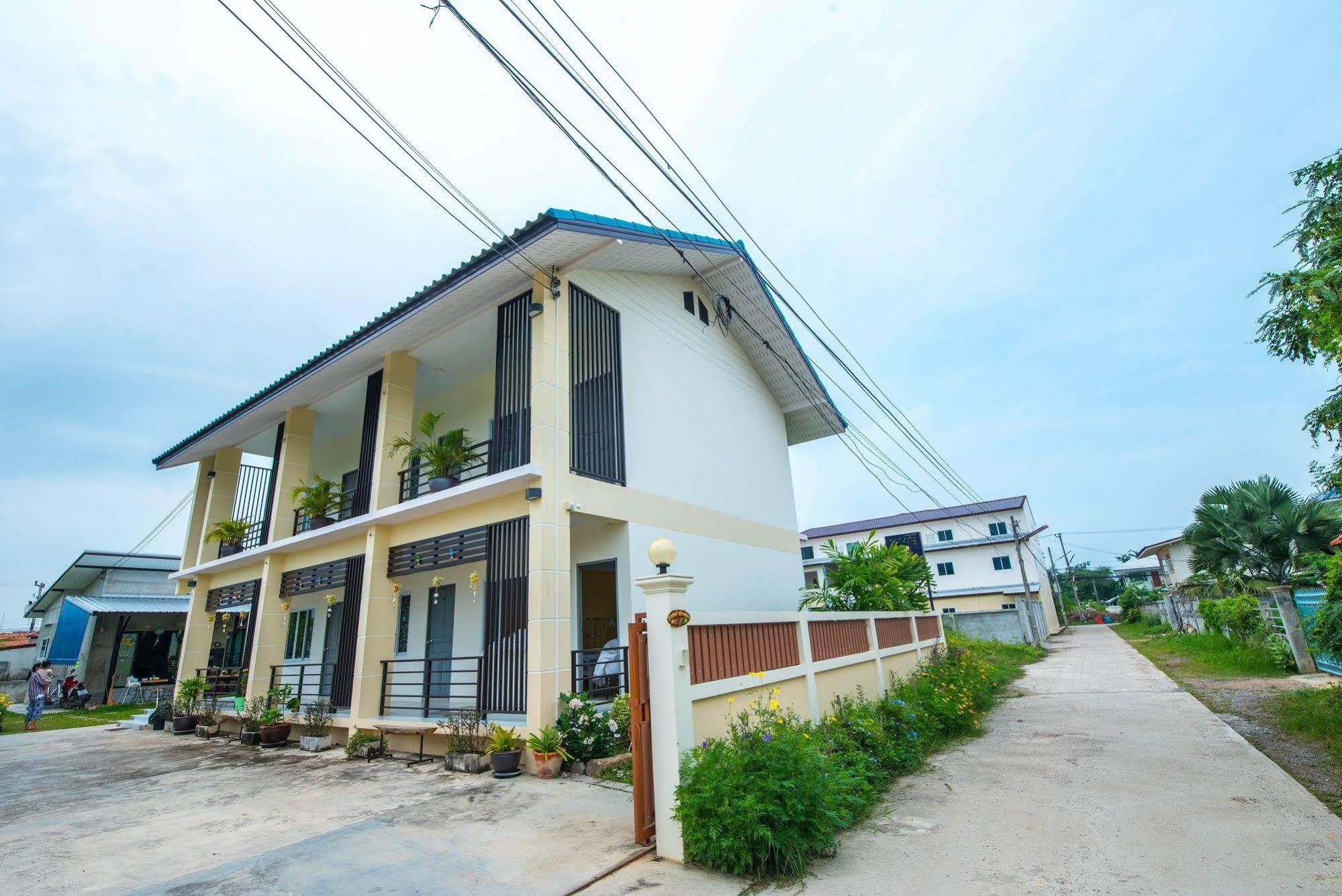 Sweet Dreams Hotel Phetchaburi Ngoại thất bức ảnh