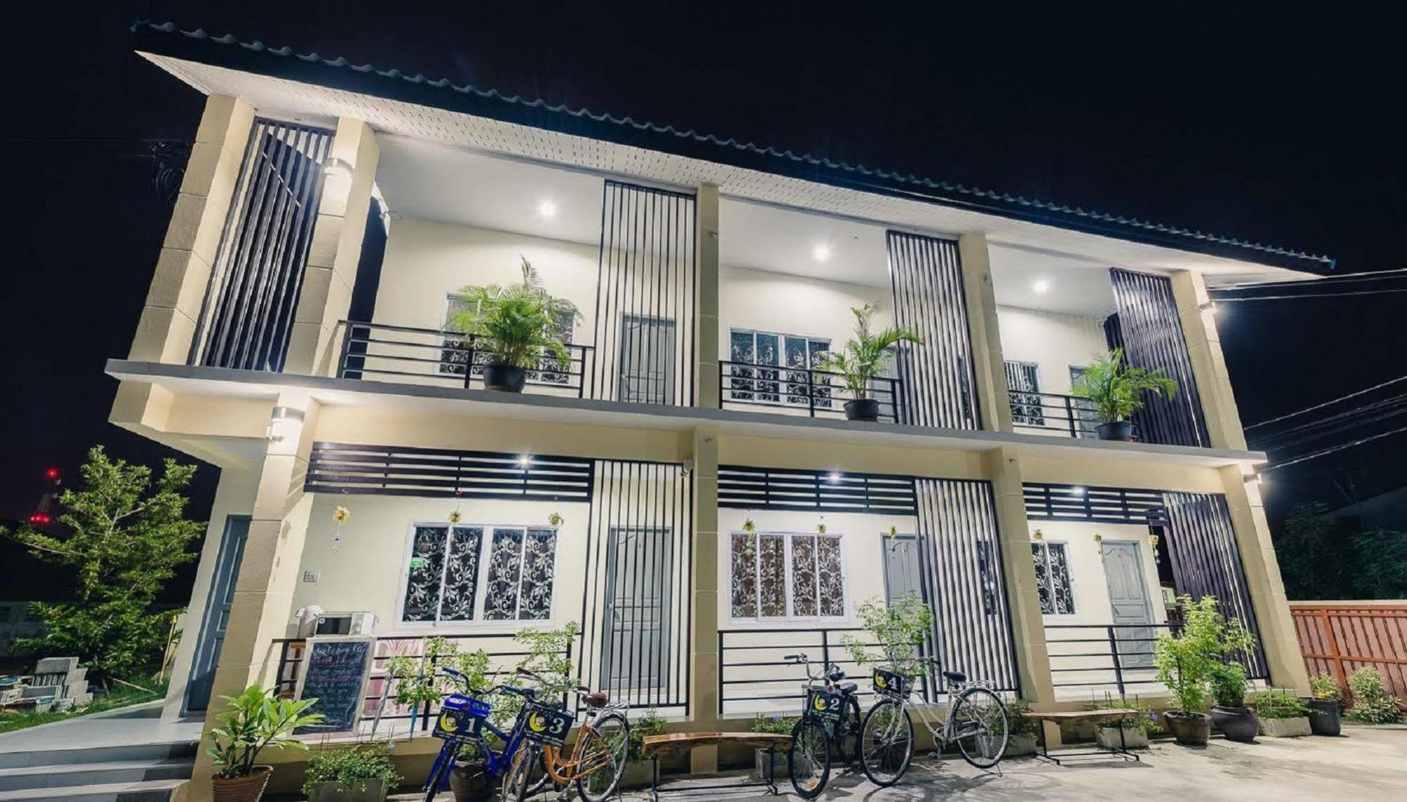 Sweet Dreams Hotel Phetchaburi Ngoại thất bức ảnh