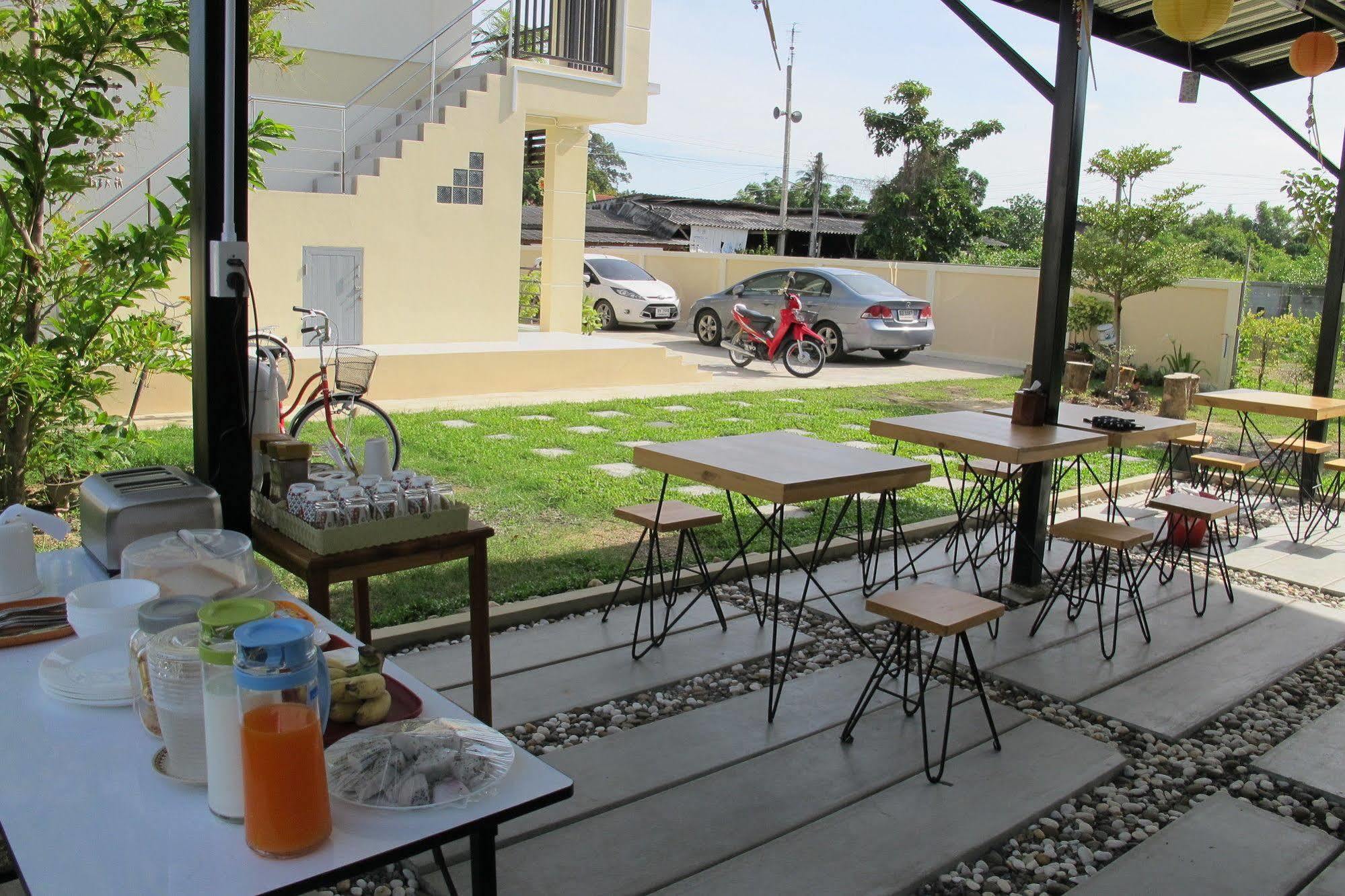 Sweet Dreams Hotel Phetchaburi Ngoại thất bức ảnh